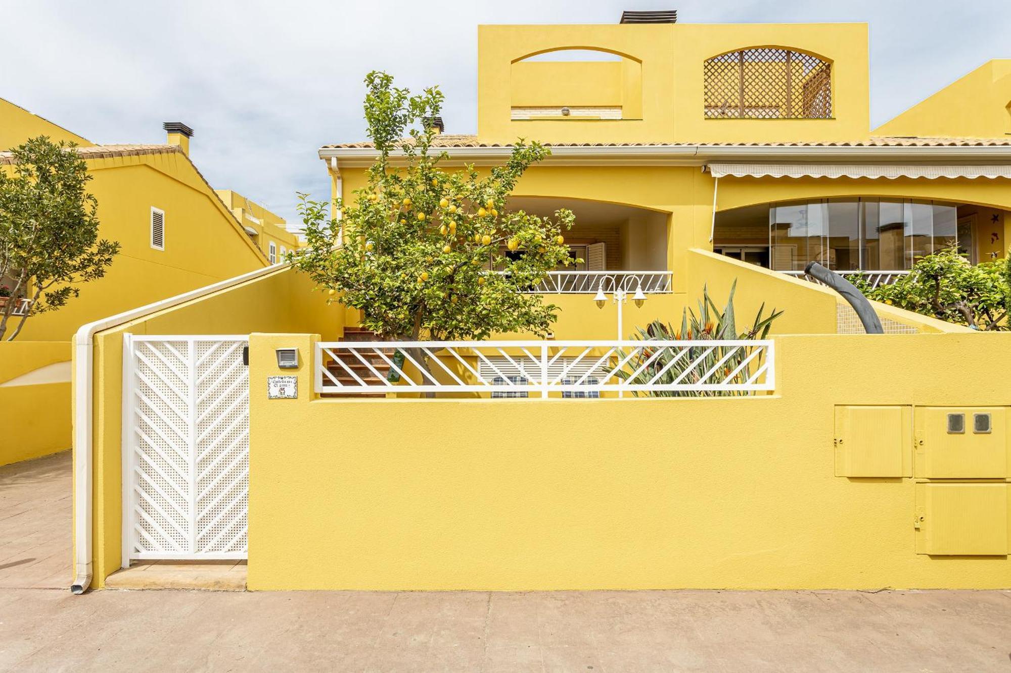 Family-friendly House Ideal For Holidays & Workers At Valencia Дом отдыха Сагунто